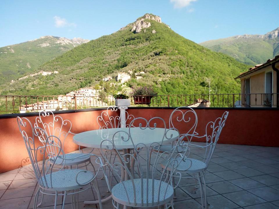 Lo Sporting Bed&Breakfast Nasino Εξωτερικό φωτογραφία